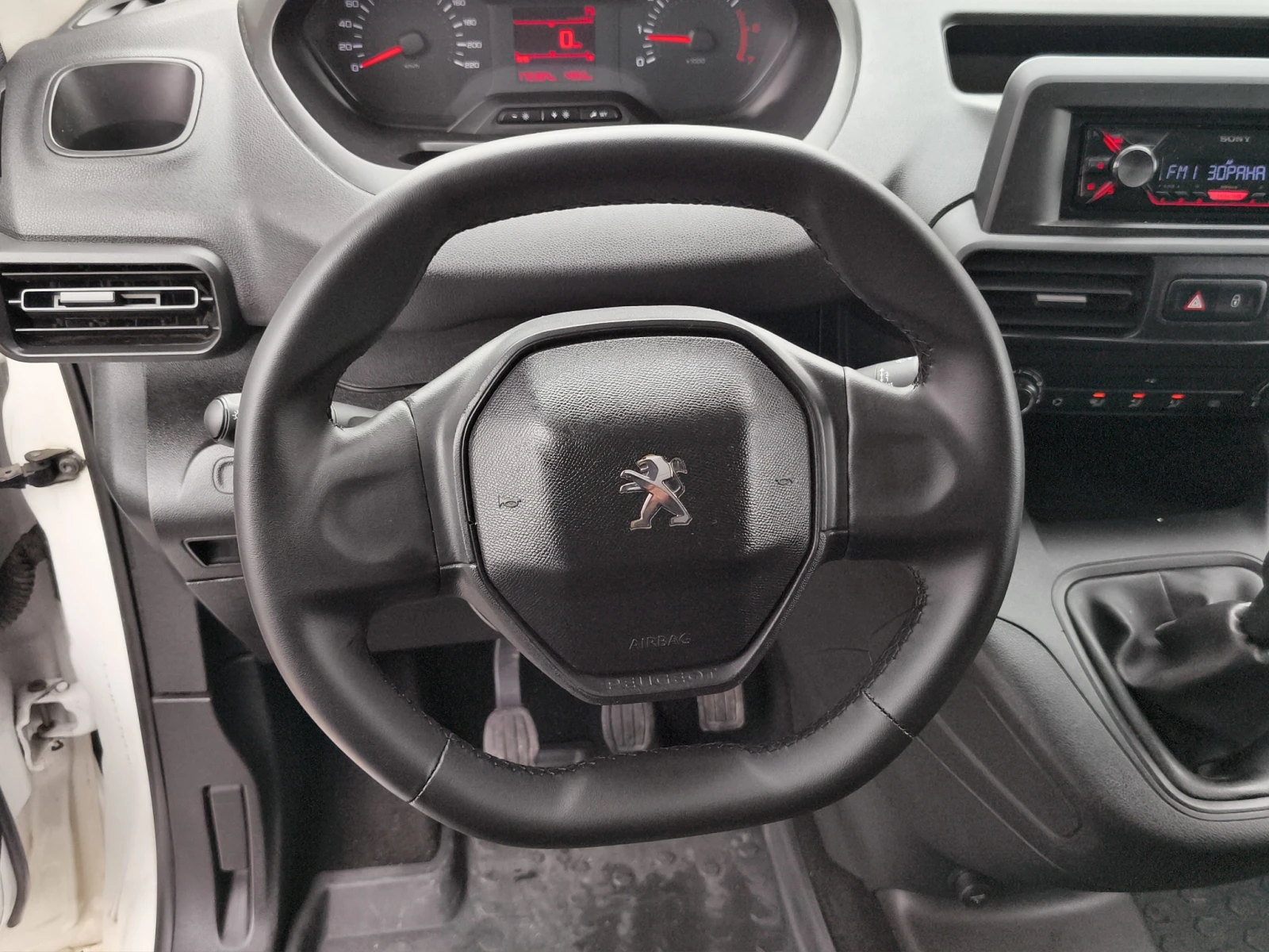 Peugeot Partner Standard 1000 PRO 1.6 BlueHDI 75 BVM5 6.1//1904014 - изображение 10