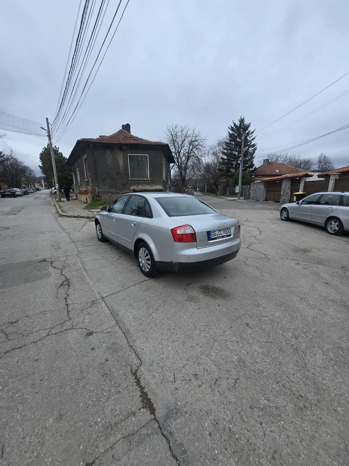 Audi A4 1.9тди 101к.с 2005г. 184000км. Реални. , снимка 4 - Автомобили и джипове - 54045456