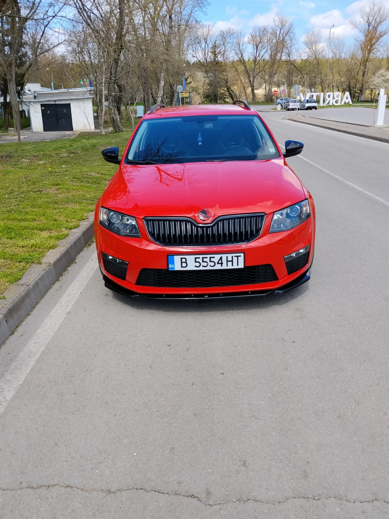Skoda Octavia 2.0tdi, снимка 2 - Автомобили и джипове - 54123956