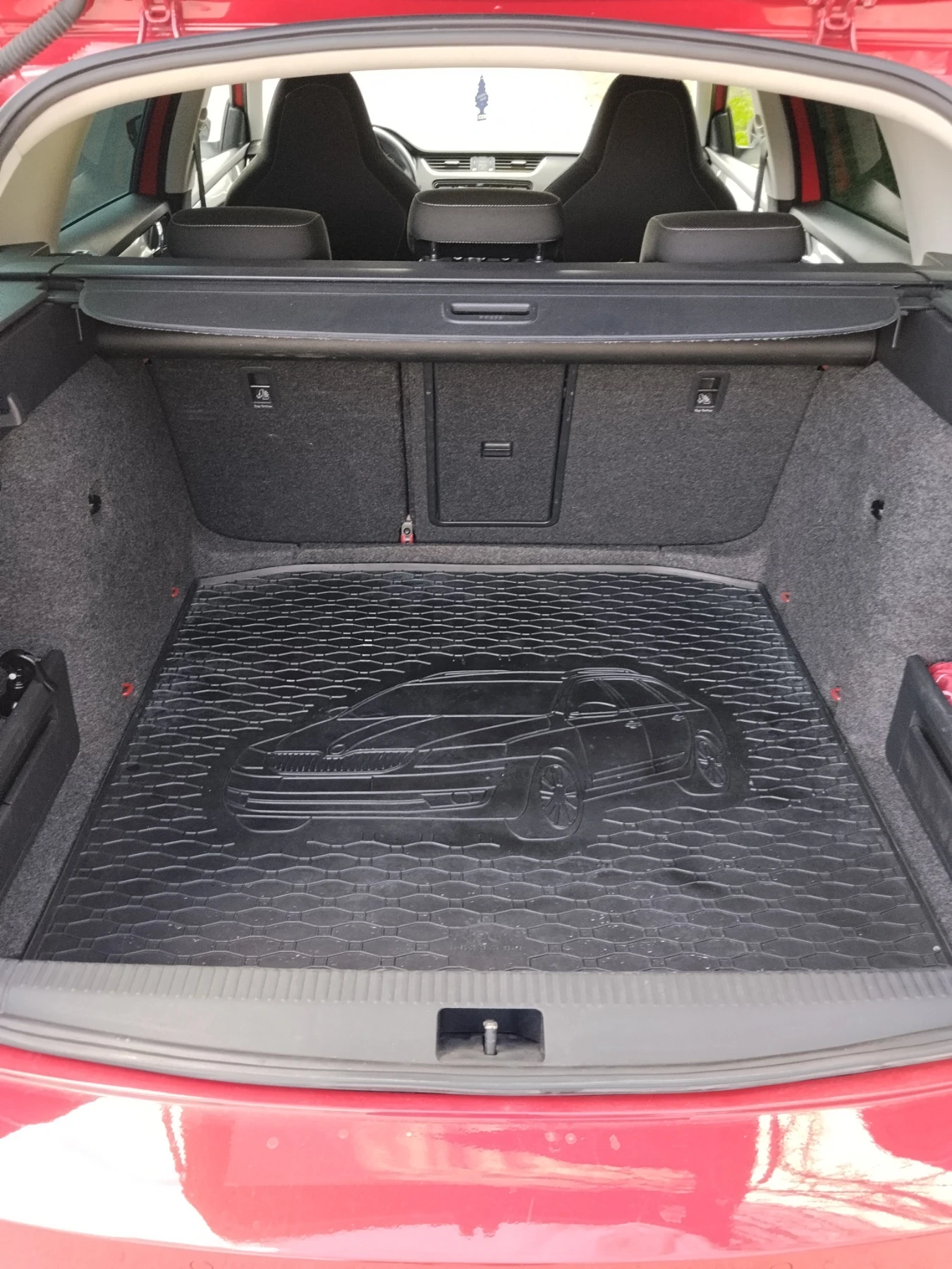 Skoda Octavia 2.0tdi, снимка 7 - Автомобили и джипове - 54123956