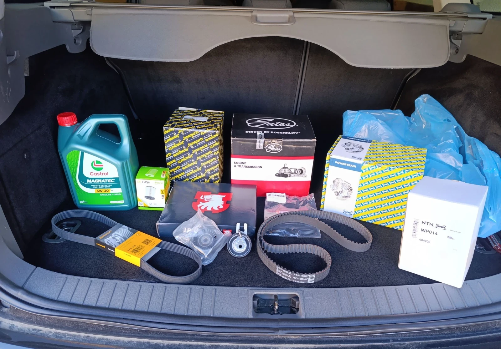 Ford Focus 1.6 tdci 90 к.с., климатроник, снимка 12 - Автомобили и джипове - 54160164