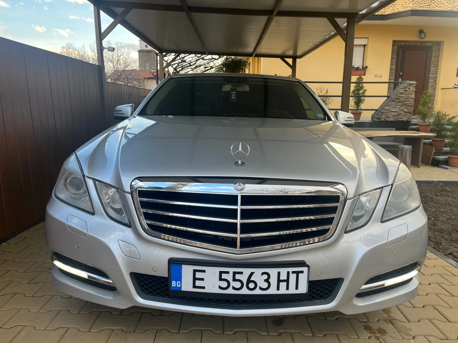 Mercedes-Benz E 220 220 AVANTGARDE