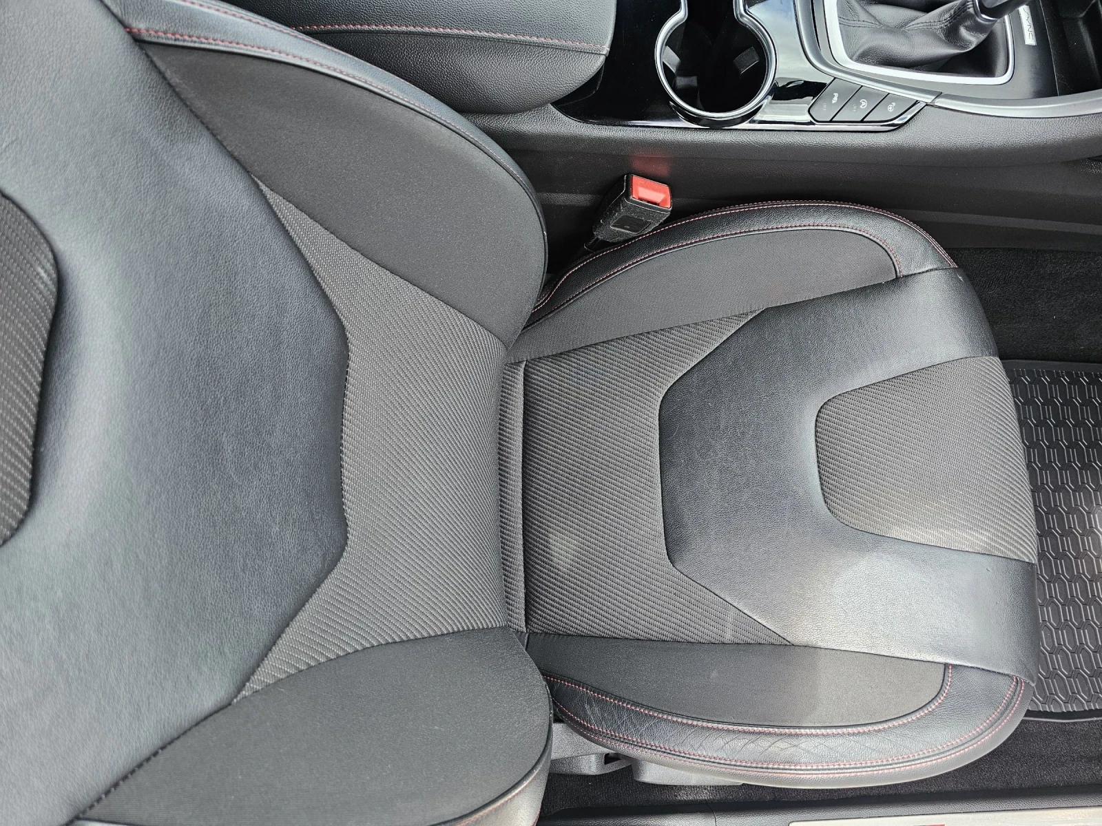 Ford Mondeo 2.0tdci ST line, снимка 9 - Автомобили и джипове - 54295068