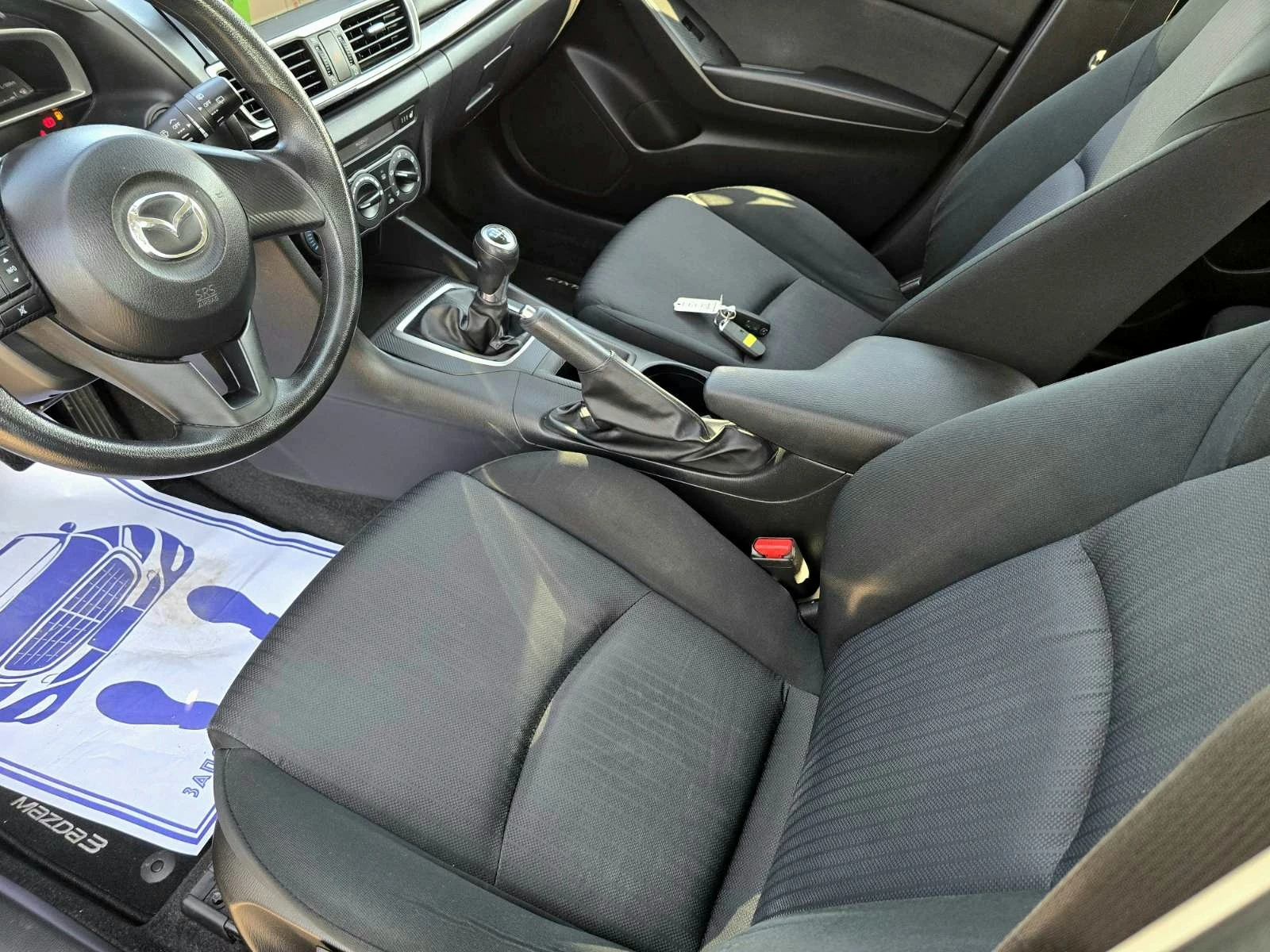 Mazda 3 ТОП СЪСТОЯНИЕ/1.5iSKYACTIV/НАВИГАЦИЯ, снимка 9 - Автомобили и джипове - 54666380