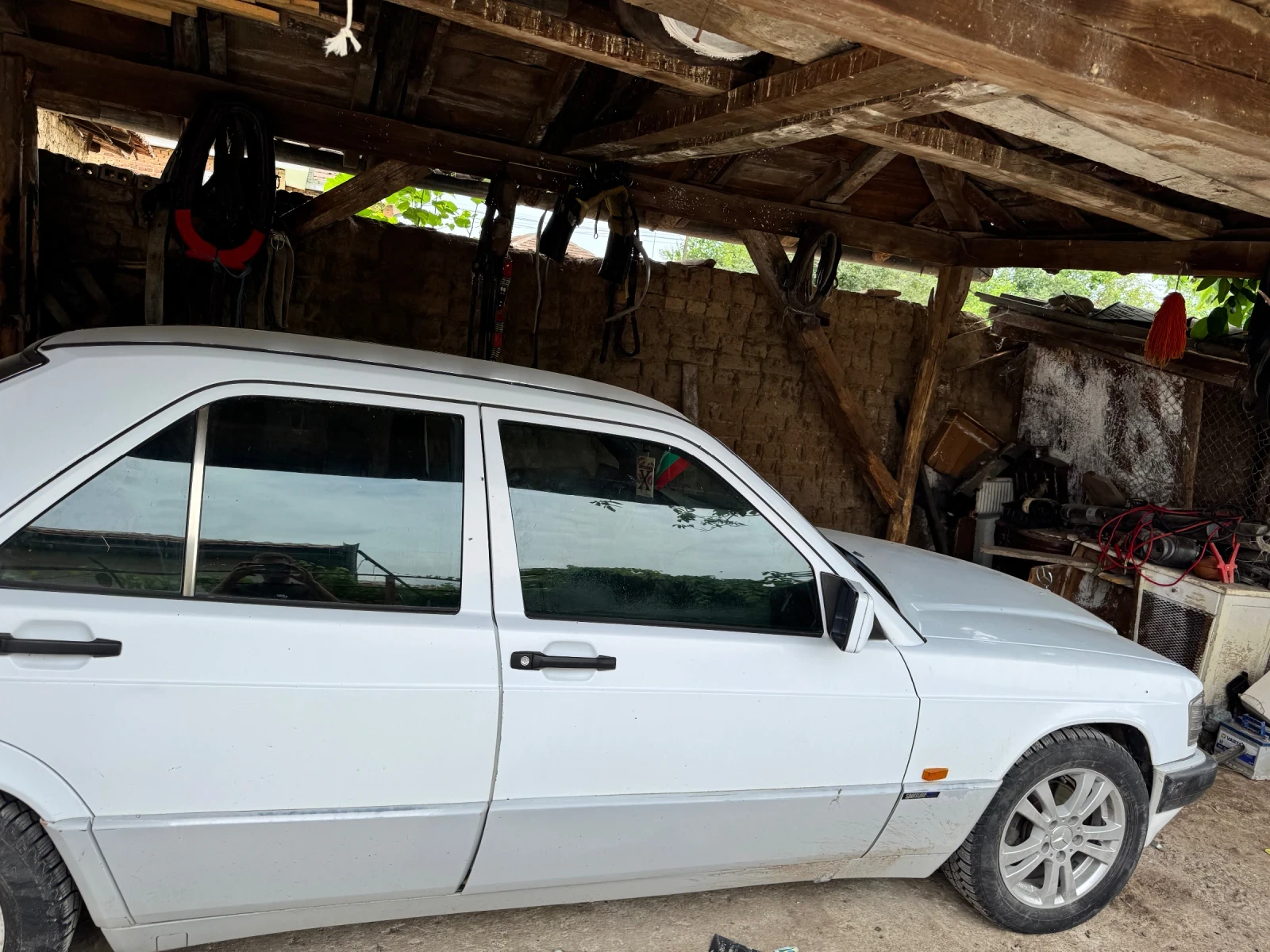 Mercedes-Benz 190, снимка 4 - Автомобили и джипове - 54941992