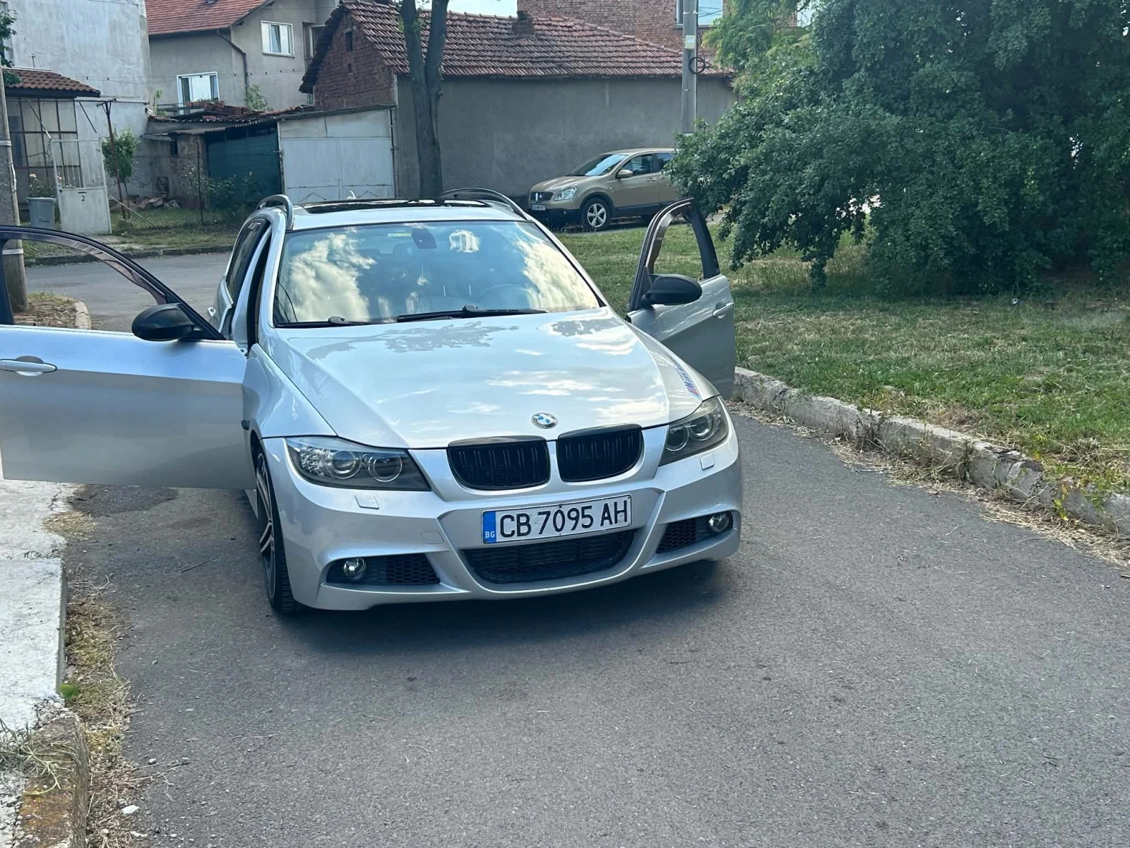 BMW 330, снимка 2 - Автомобили и джипове - 54989561