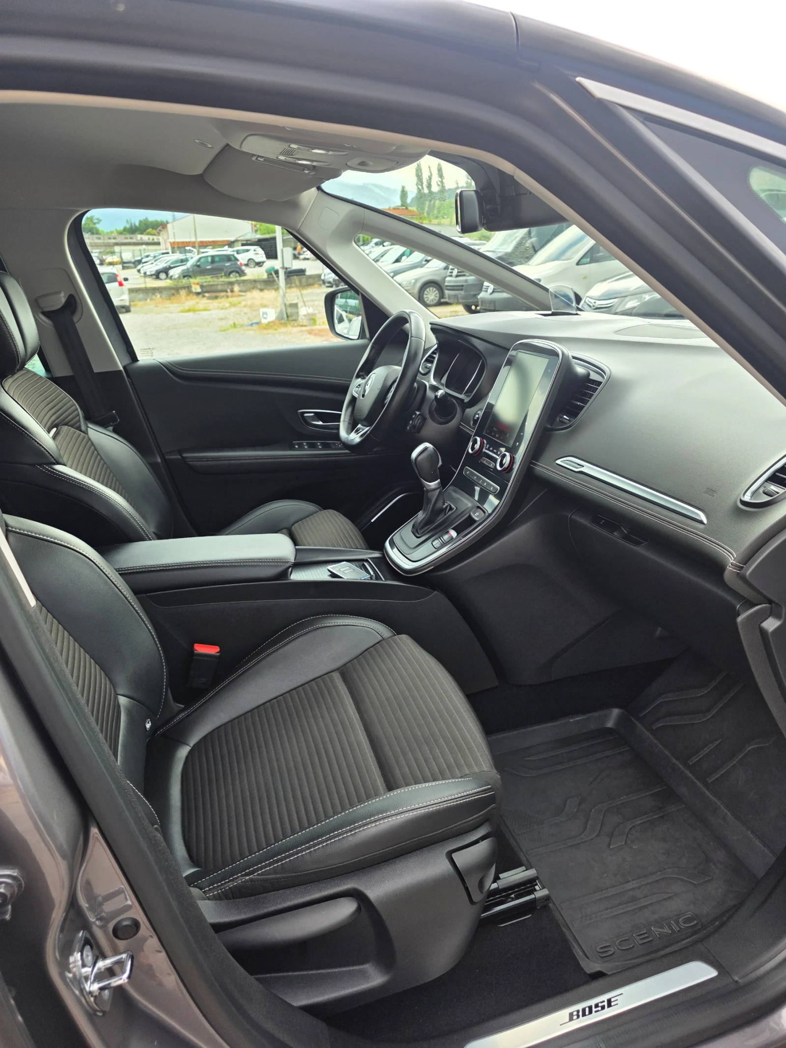 Renault Scenic 1.5DCI Energy BOSE-Edition 136000км , снимка 10 - Автомобили и джипове - 55014362