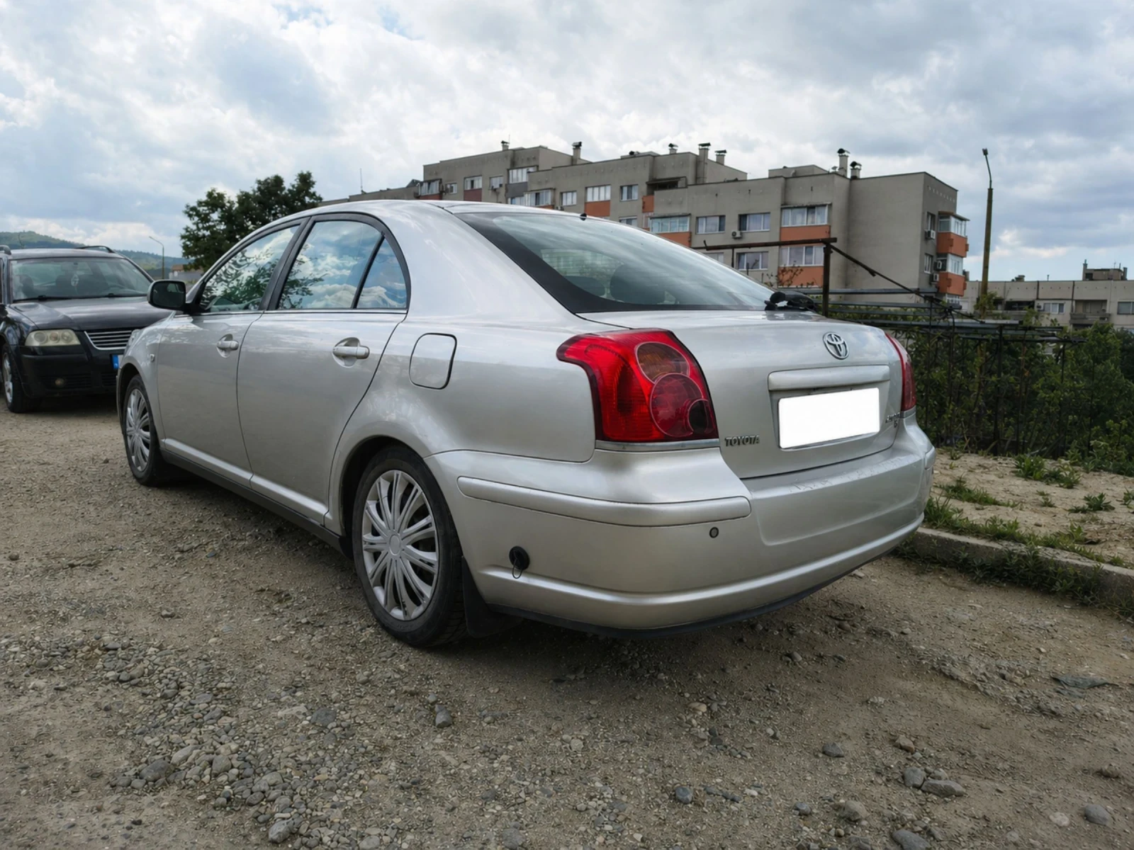 Toyota Avensis, снимка 2 - Автомобили и джипове - 55235195