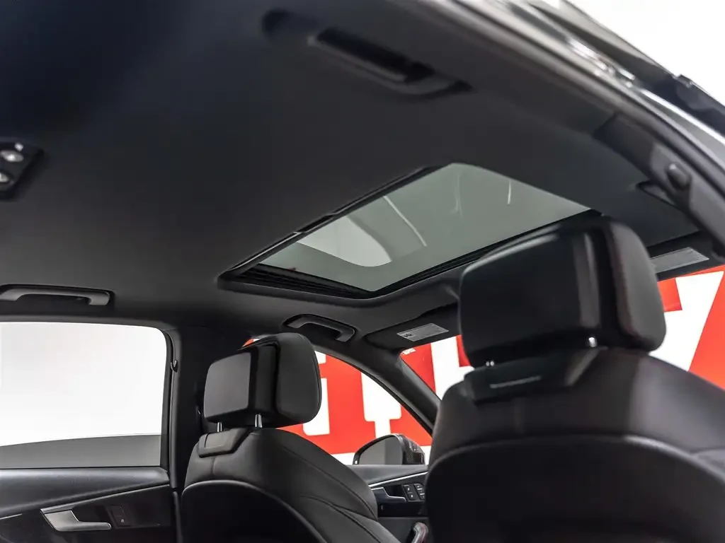 Audi A4 Progressiv| S-Line| CARBON| BlackOpticsPKG, снимка 11 - Автомобили и джипове - 55618436
