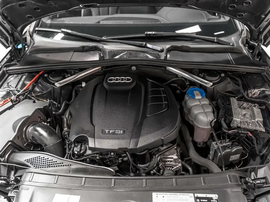 Audi A4 Progressiv| S-Line| CARBON| BlackOpticsPKG, снимка 14 - Автомобили и джипове - 55618436