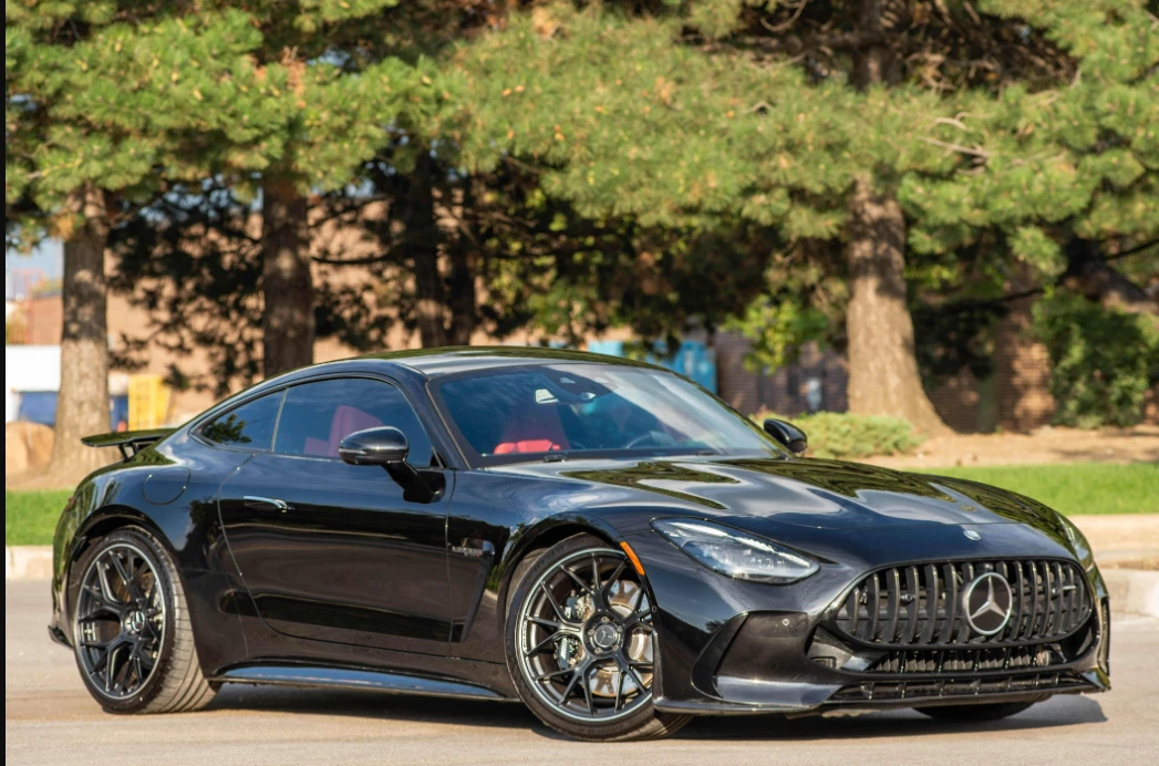 Mercedes-Benz GT V8* 63* 4M* DIS+ * HUD* CARBON* EXCLUSIVE* Aerodyn, снимка 5 - Автомобили и джипове - 56187289
