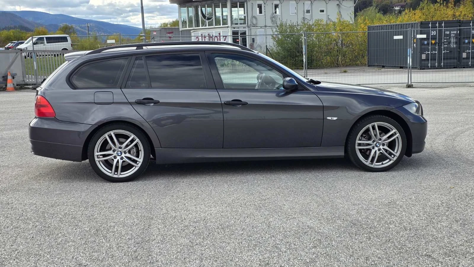 BMW 320, снимка 7 - Автомобили и джипове - 56519263