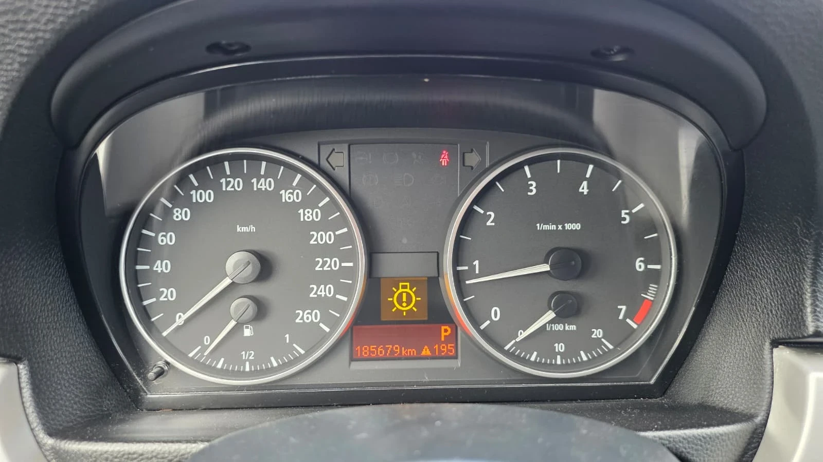BMW 320, снимка 10 - Автомобили и джипове - 56519263