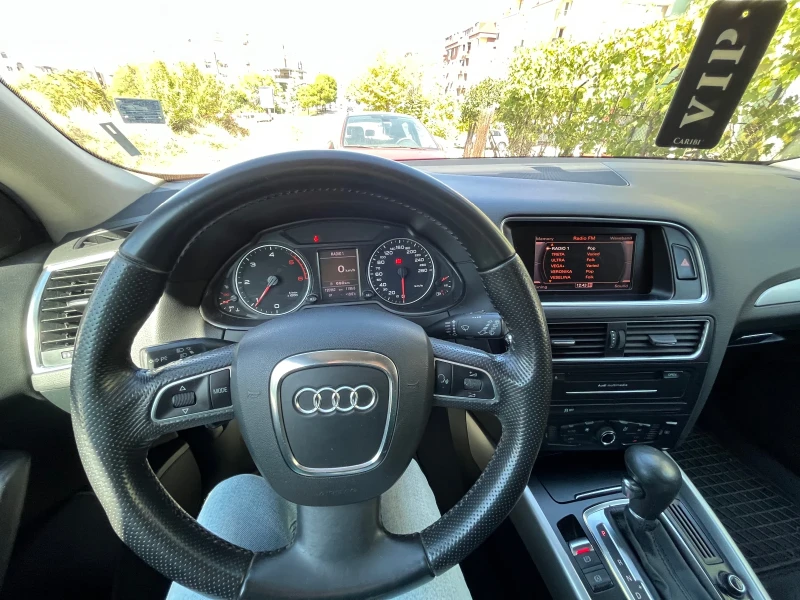 Audi Q5, снимка 8 - Автомобили и джипове - 47448737