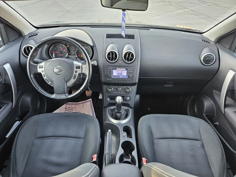 Nissan Qashqai 1.6i 16V нави, панорама, , снимка 12 - Автомобили и джипове - 47923020