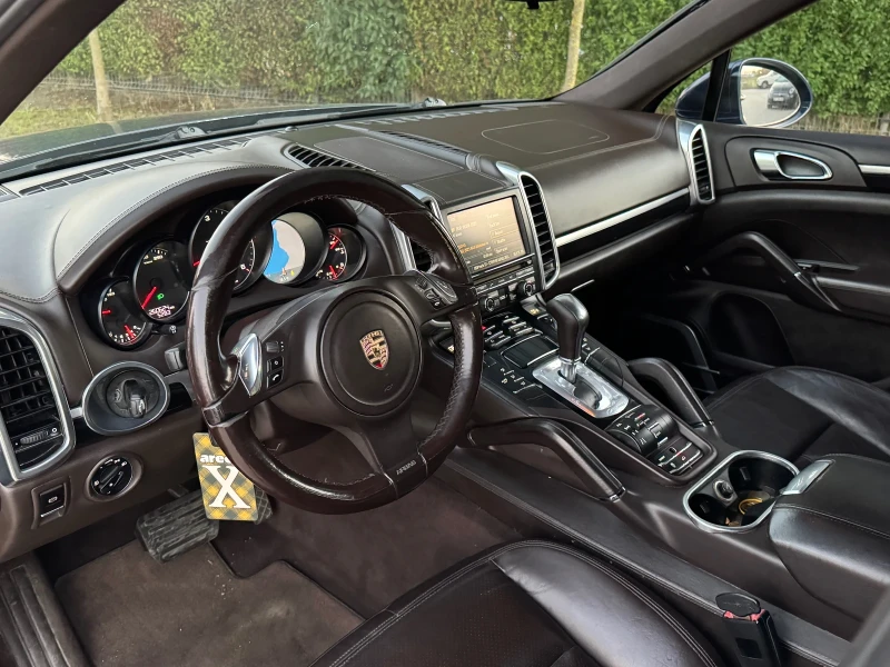 Porsche Cayenne, снимка 11 - Автомобили и джипове - 52458984