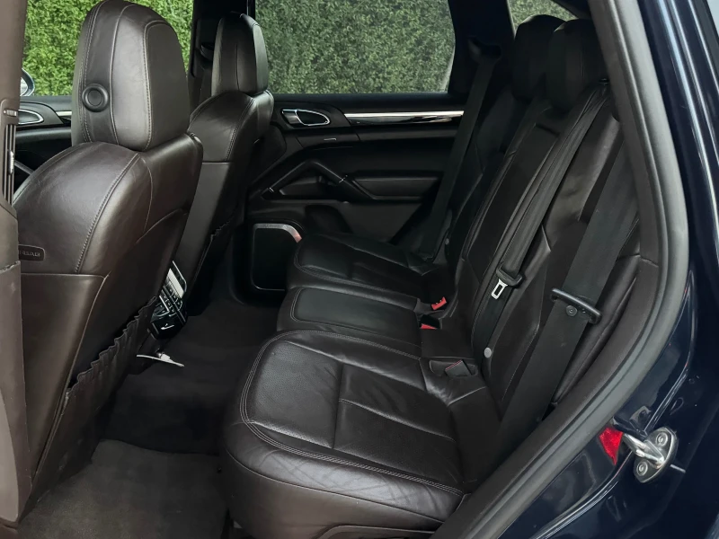 Porsche Cayenne, снимка 13 - Автомобили и джипове - 52458984