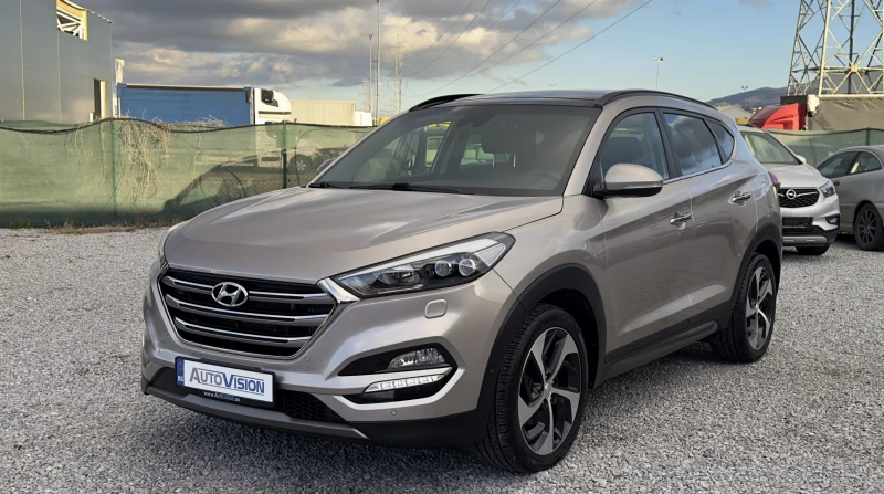 Hyundai Tucson VERTEX DiSTRONiC KEYLESS ПАНОРАМА ОБДУХВАНЕ 