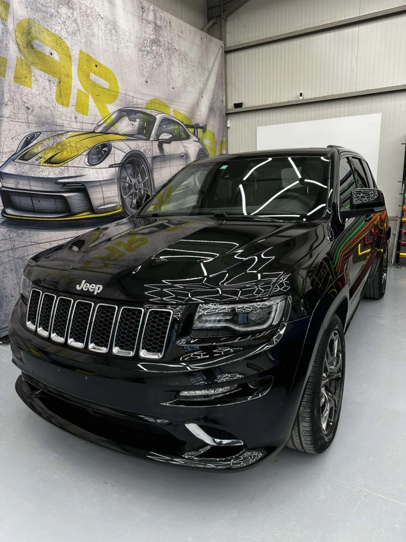 Jeep Grand cherokee SRT-ЦЕНА ДО 24.12.25, снимка 4 - Автомобили и джипове - 52748644