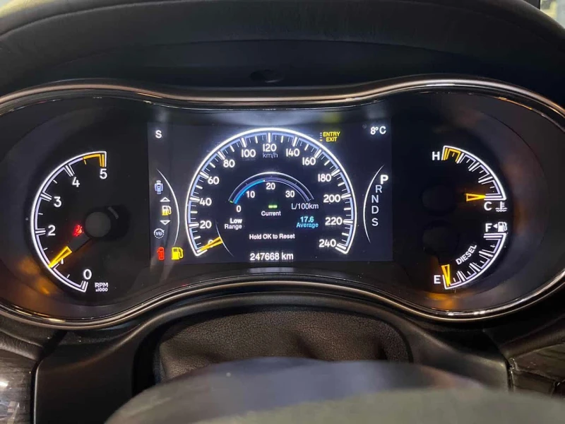 Jeep Grand cherokee * Overland * KEYLESS* ПОДГРЕВ* NAVI* , снимка 8 - Автомобили и джипове - 53535140