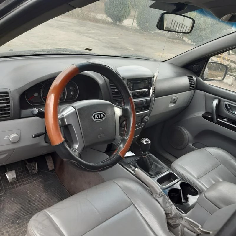 Kia Sorento 2.5 CRDI  , снимка 5 - Автомобили и джипове - 34675450