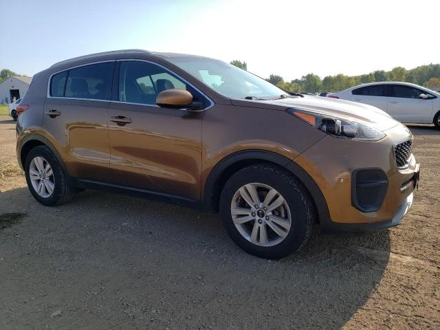 Kia Sportage, снимка 6 - Автомобили и джипове - 47492578