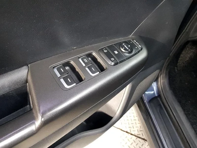 Kia Sportage 4Th Generation Diesel 2.0 2Wd Noblesse, снимка 12 - Автомобили и джипове - 55784441