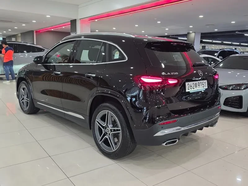 Mercedes-Benz GLA 250 4MATIC/ PANO/ DIST/ �������/ ����� | Mobile.bg � ����������� 2