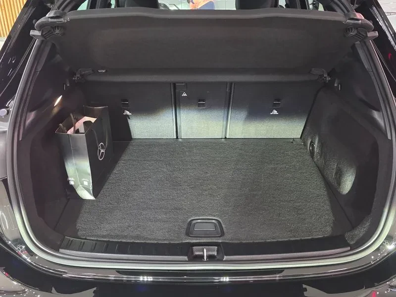 Mercedes-Benz GLA 250 4MATIC/ PANO/ DIST/ �������/ ����� | Mobile.bg � ����������� 17