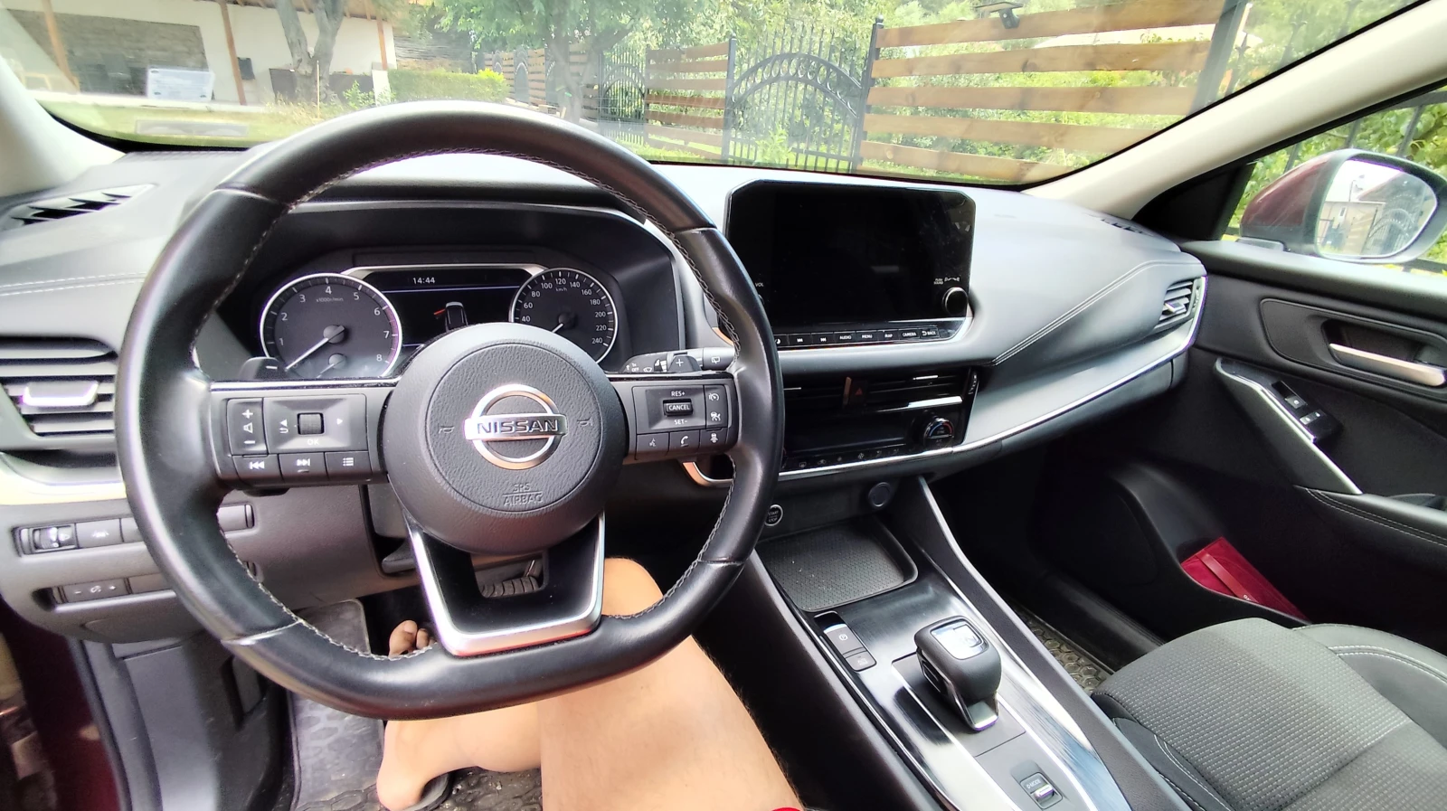 Nissan Qashqai ГАРАНЦИОНЕН, 360 камери, Автоматик - изображение 9