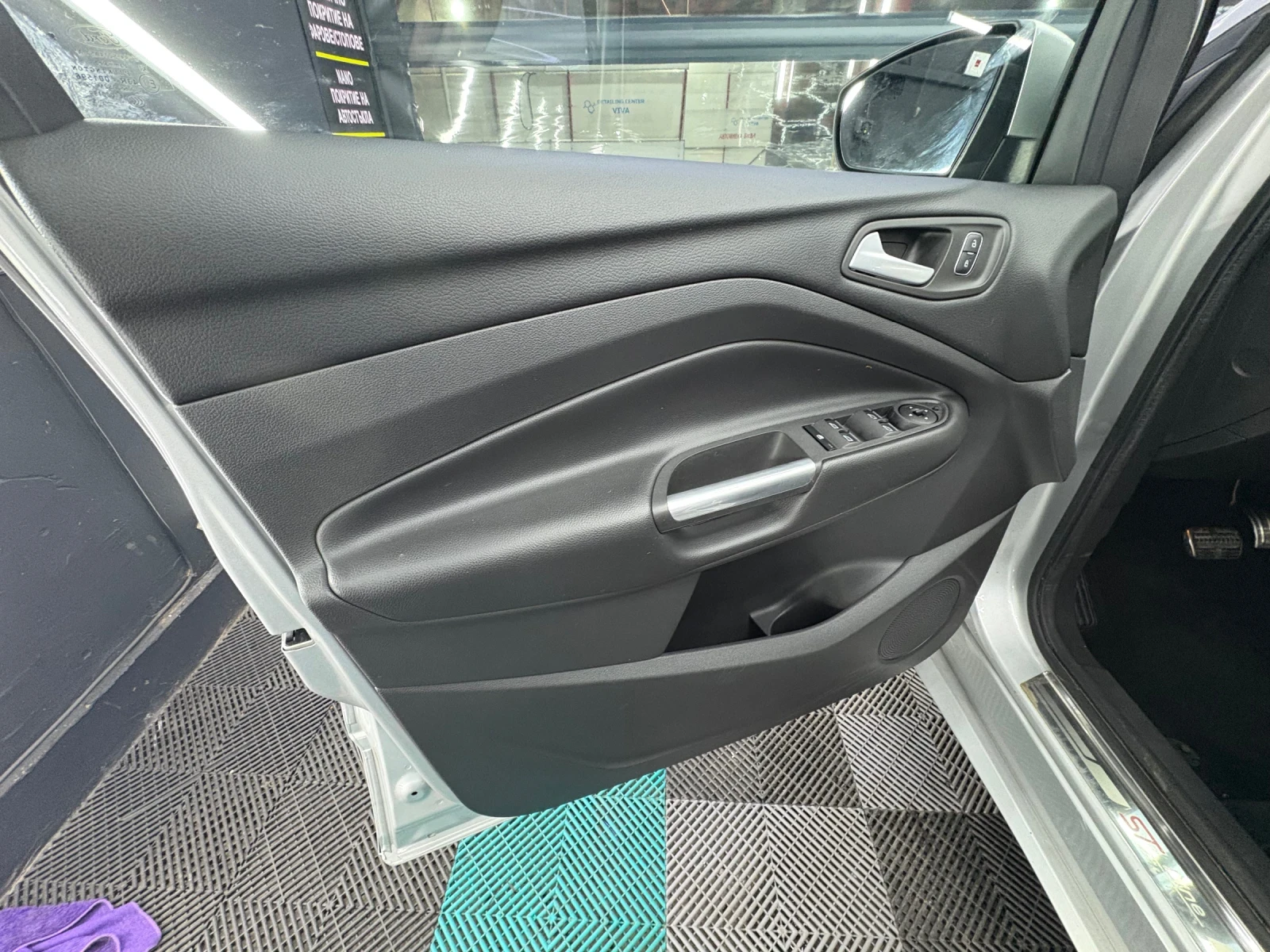 Ford Kuga 2.0 TDCi ST Line, AWD, �������, ���������, 137�.�� | Mobile.bg � ����������� 7