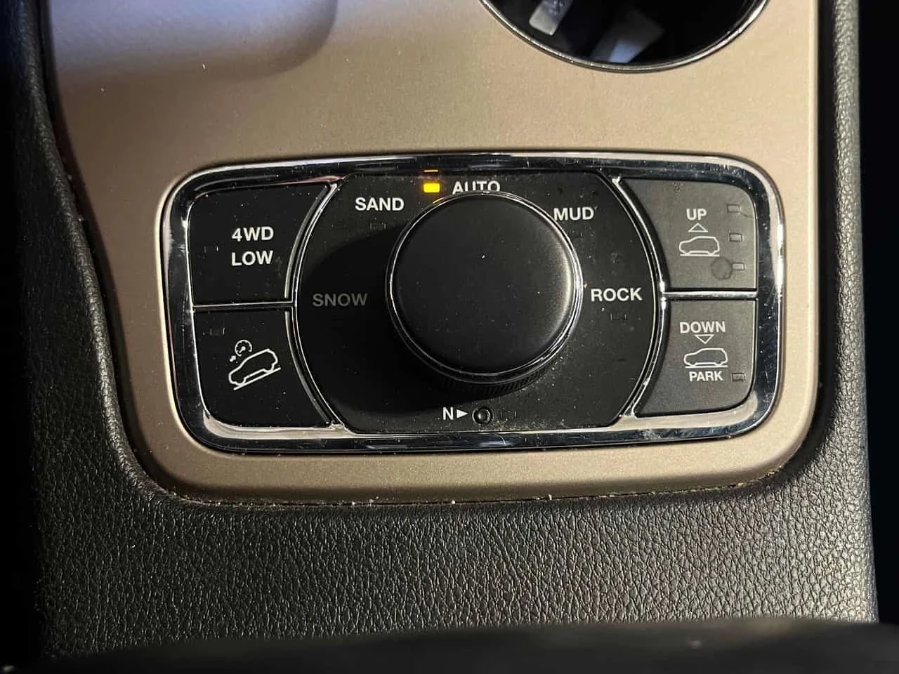 Jeep Grand cherokee * Overland * KEYLESS* �������* NAVI*  | Mobile.bg � ����������� 14