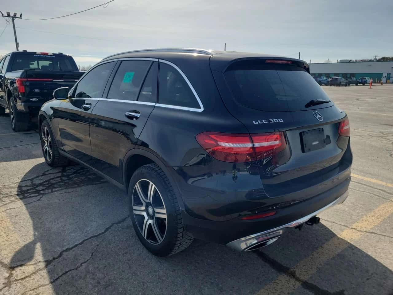 Mercedes-Benz GLC 300 * 4MATIC* ПОДГРЕВИ* ПАНОРАМА* , снимка 4 - Автомобили и джипове - 53768267
