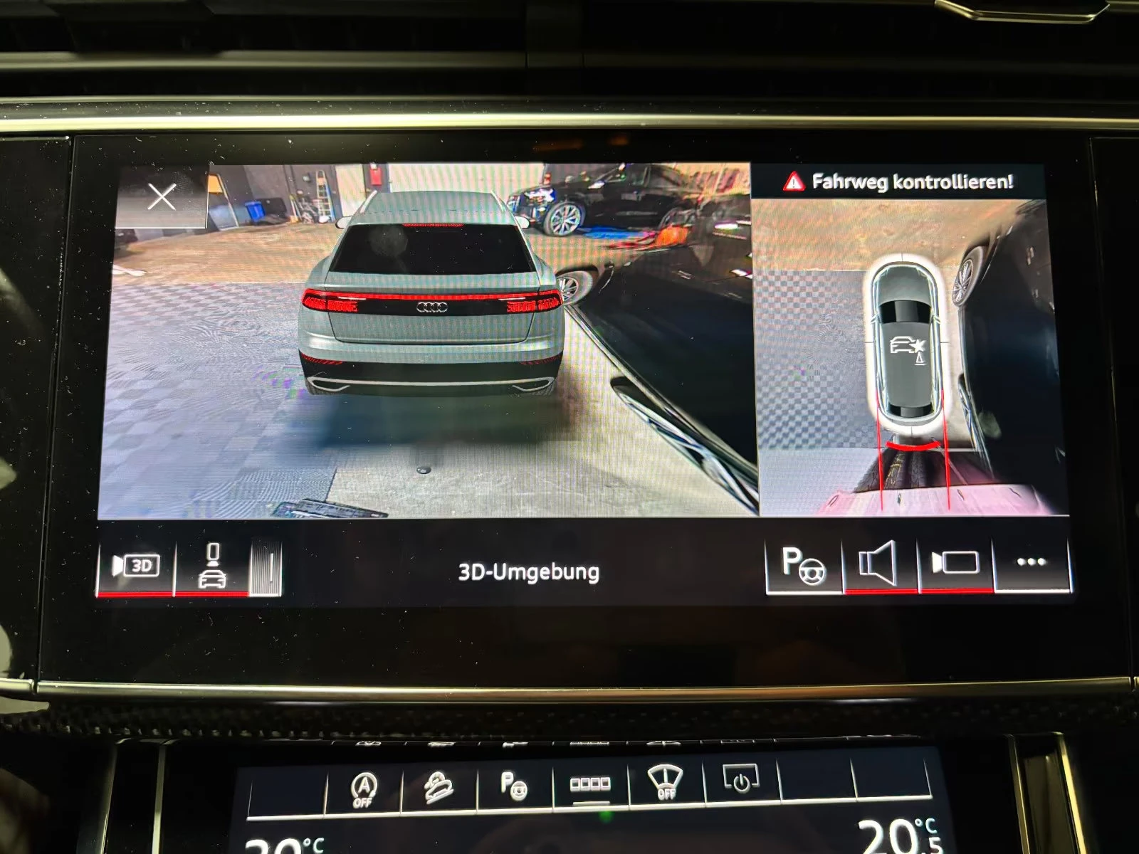 Audi SQ8 4.0TFSI/507HP/QUATTRO/PANO/AHK/360/B&O/HUD/974g, снимка 13 - Автомобили и джипове - 53960957