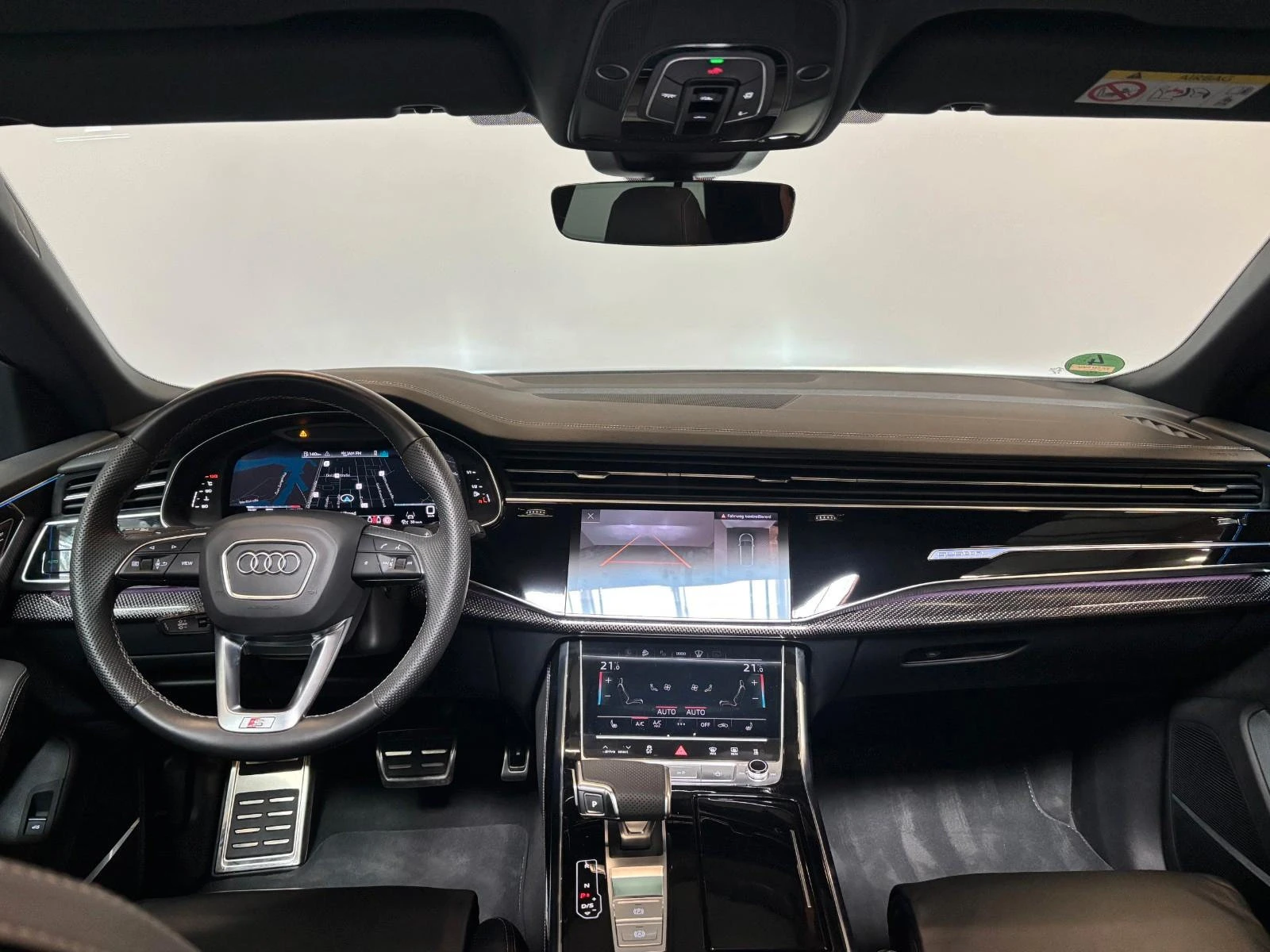 Audi SQ8 4.0TFSI/507HP/QUATTRO/PANO/AHK/360/B&O/HUD/974g, снимка 10 - Автомобили и джипове - 53960957