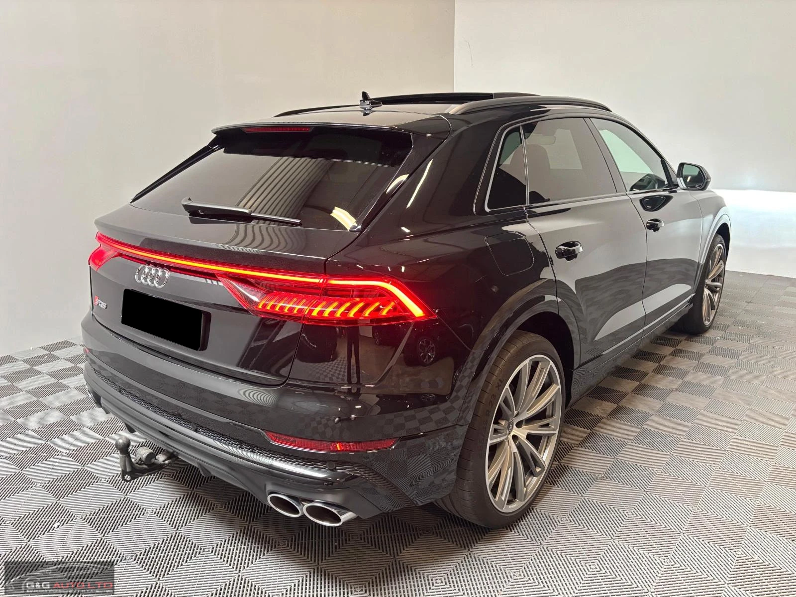 Audi SQ8 4.0TFSI/507HP/QUATTRO/PANO/AHK/360/B&O/HUD/974g, снимка 7 - Автомобили и джипове - 53960957