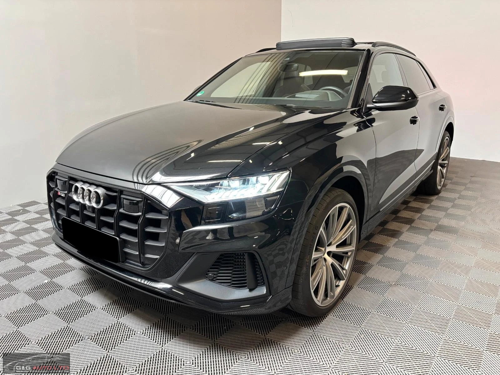 Audi SQ8 4.0TFSI/507HP/QUATTRO/PANO/AHK/360/B&O/HUD/974g