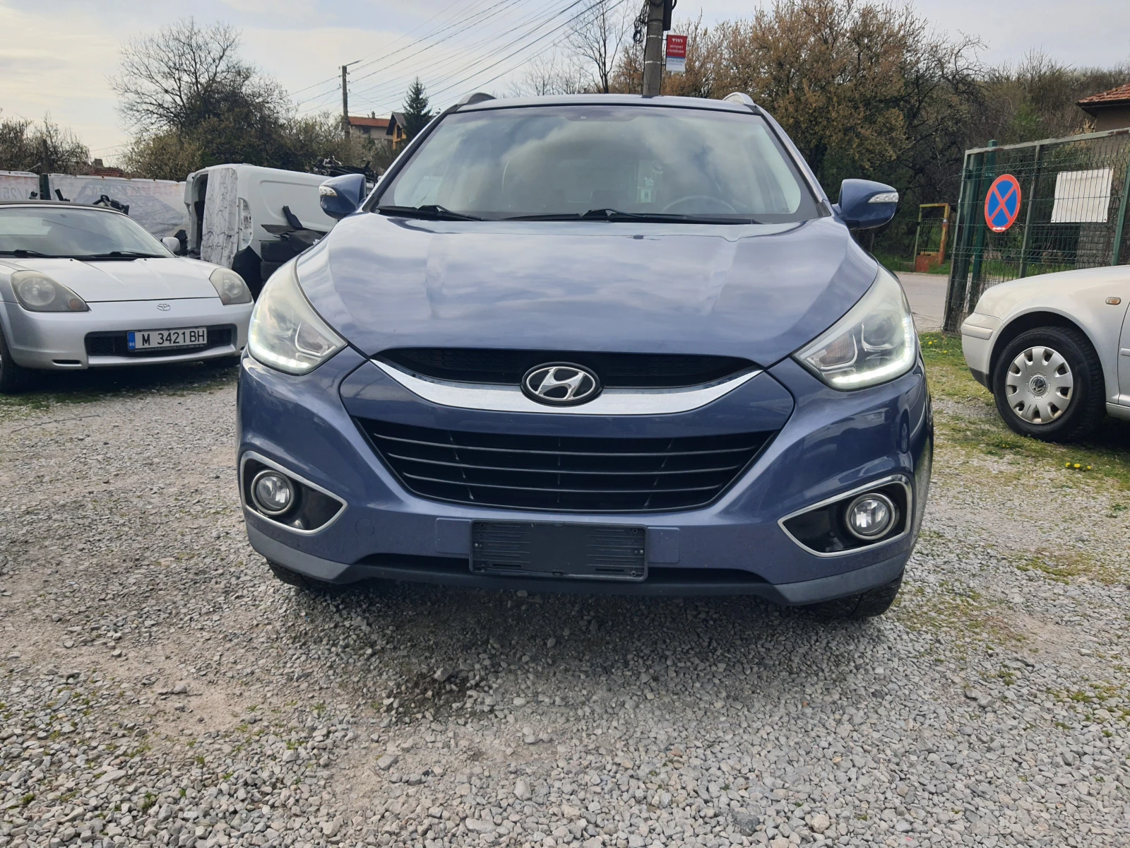 Hyundai IX35 1.6i, снимка 3 - Автомобили и джипове - 54219971