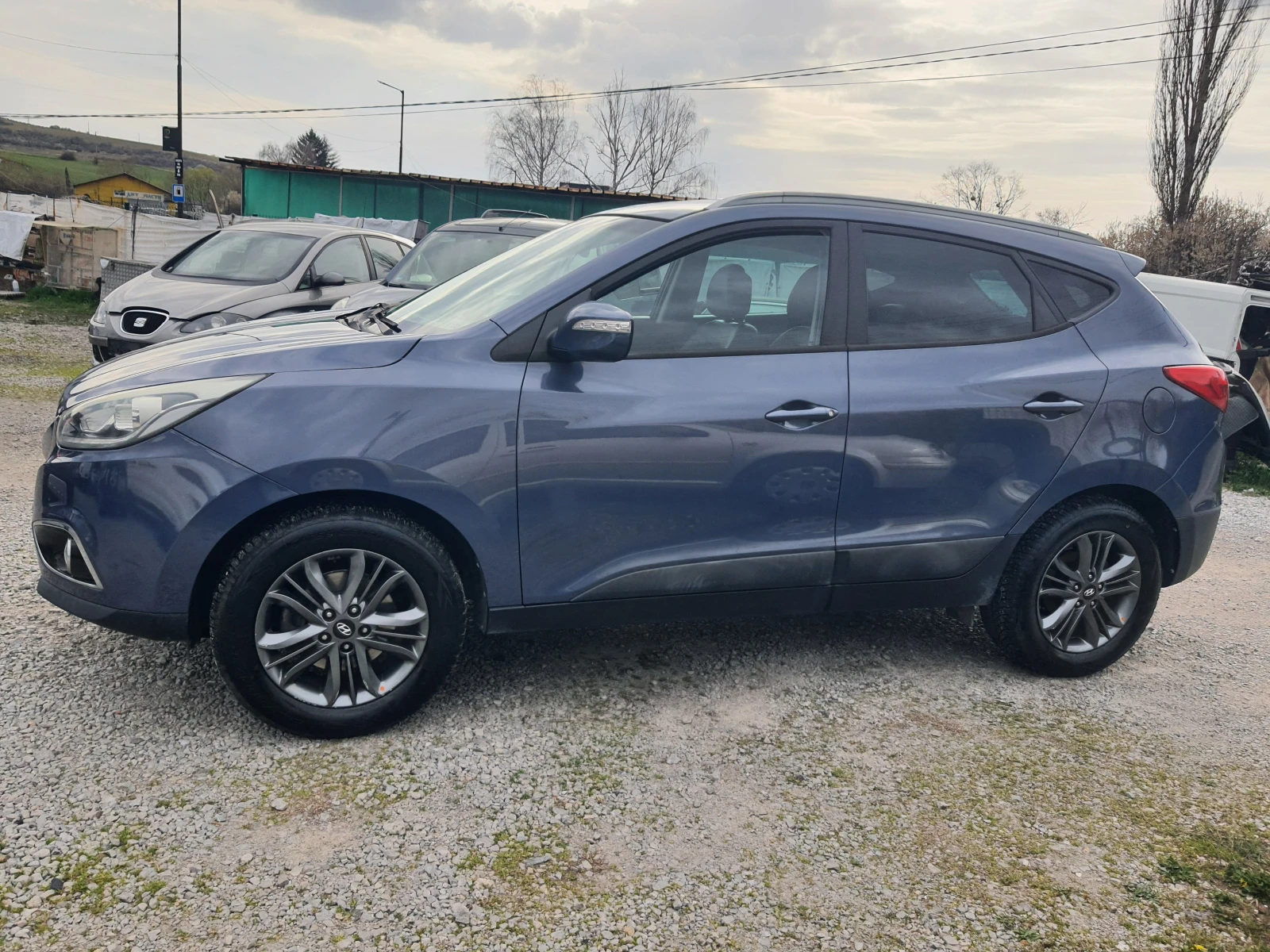 Hyundai IX35 1.6i, снимка 8 - Автомобили и джипове - 54219971