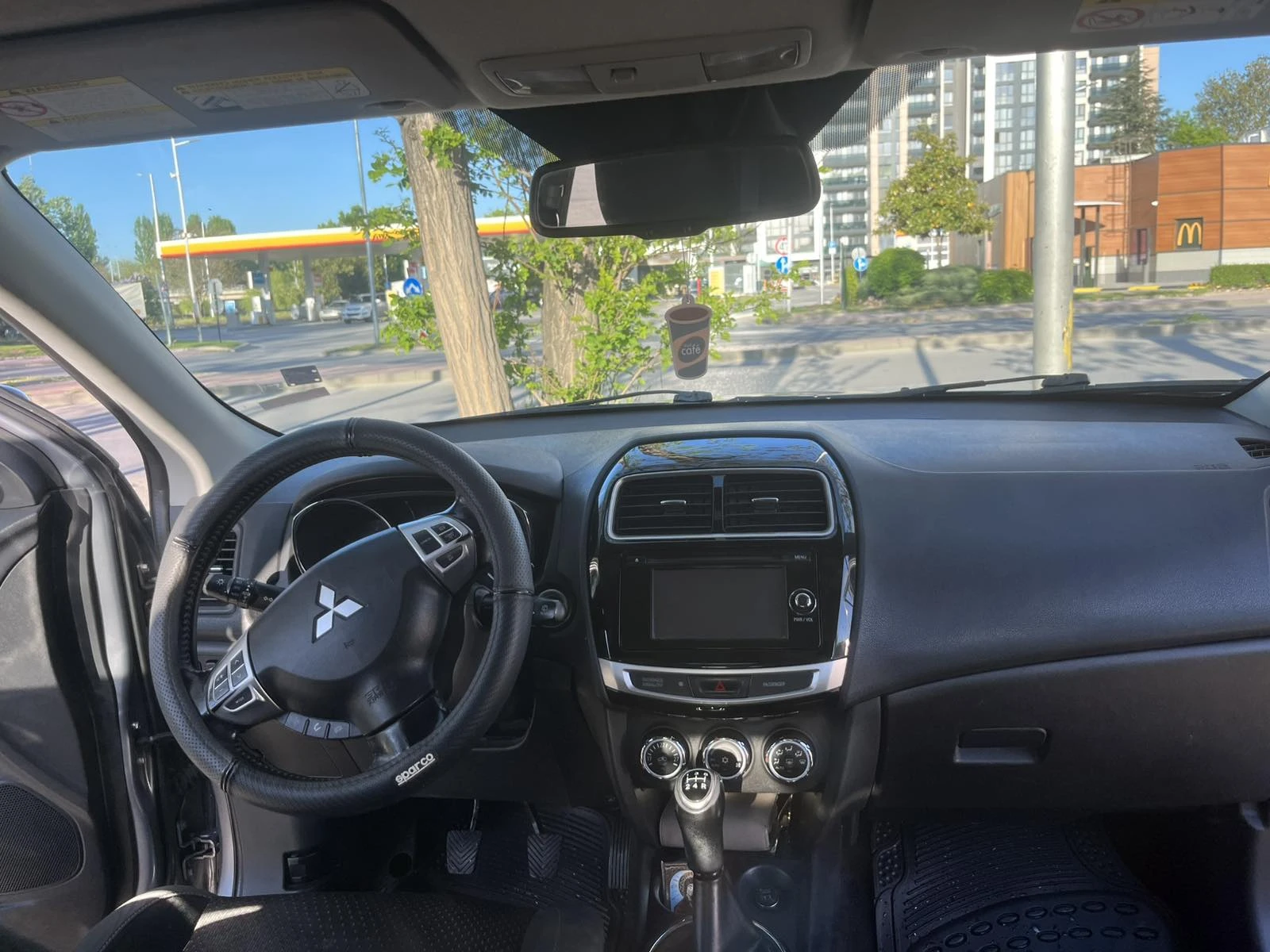 Mitsubishi ASX, снимка 14 - Автомобили и джипове - 54337886