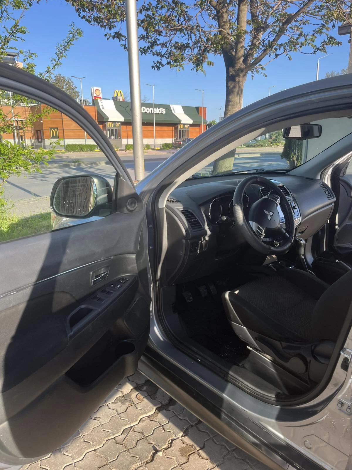 Mitsubishi ASX, снимка 13 - Автомобили и джипове - 54337886