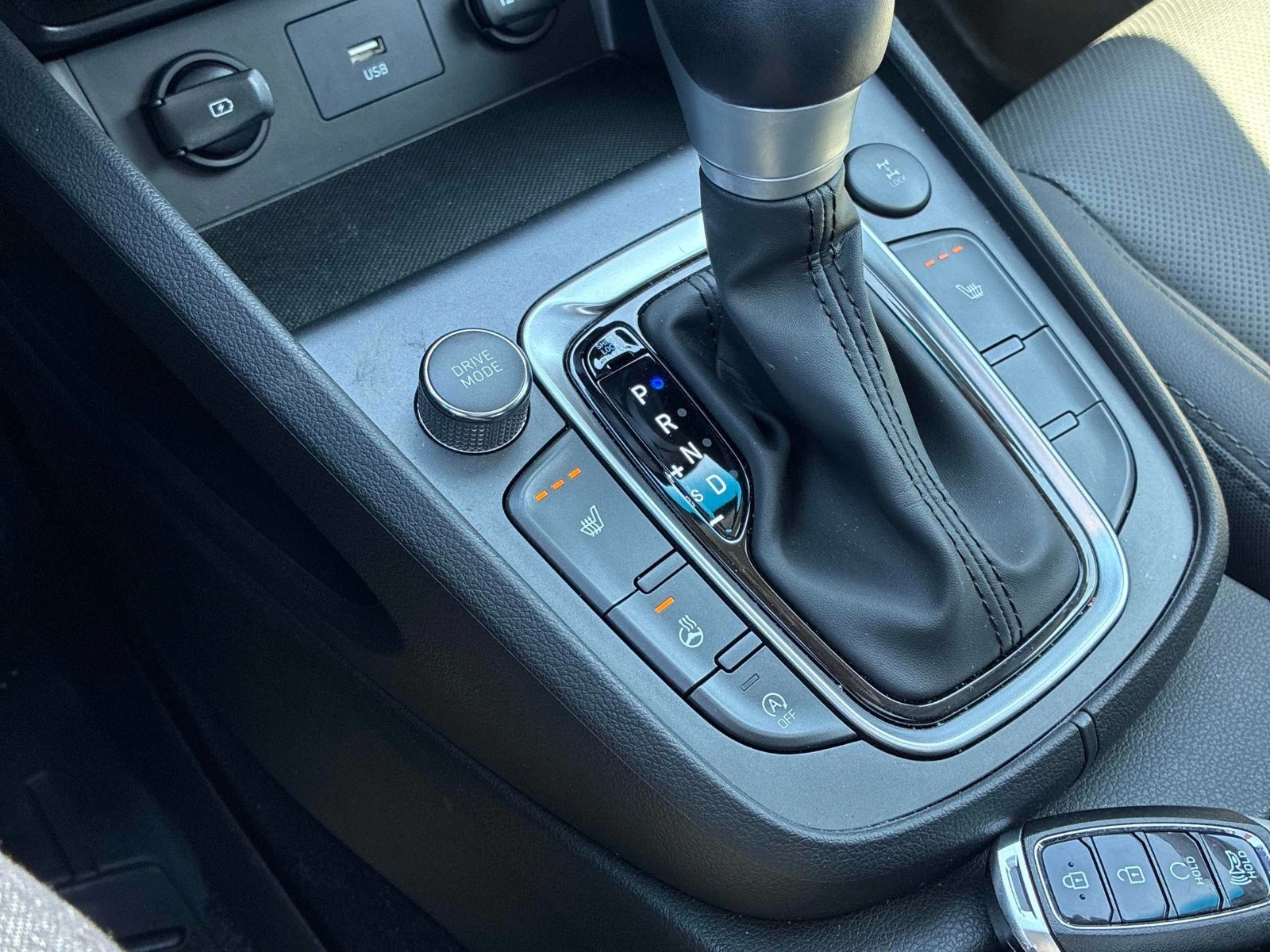 Hyundai Kona, снимка 16 - Автомобили и джипове - 54384144
