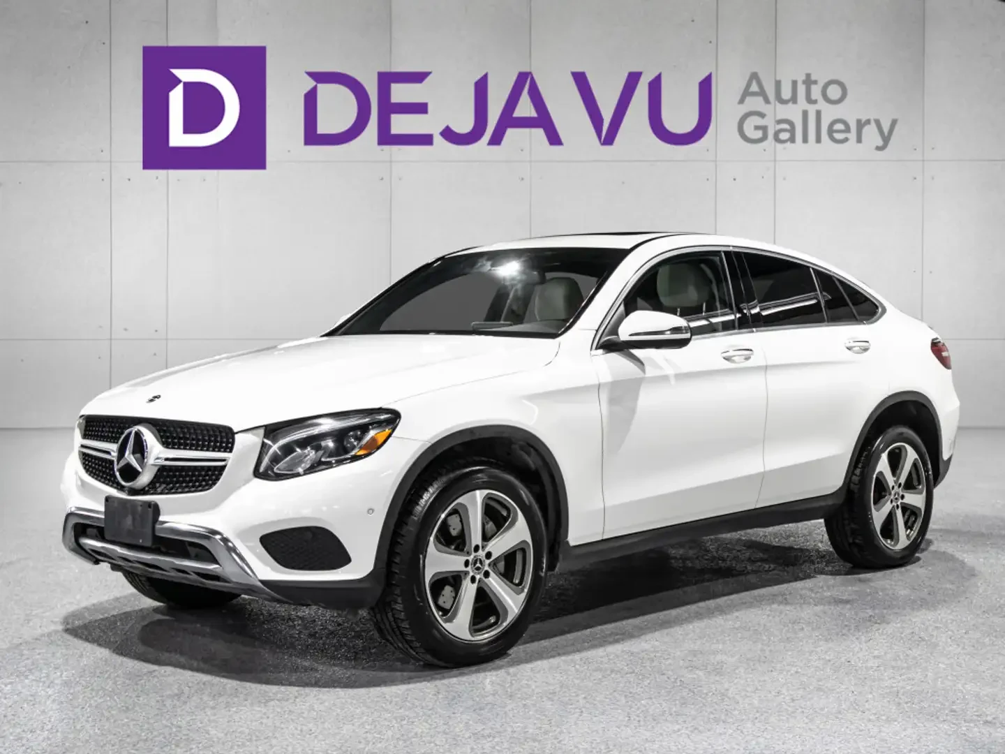 Mercedes-Benz GLC 300 Coupe 4MATIC| NO ACCIDENT , снимка 3 - Автомобили и джипове - 54620794