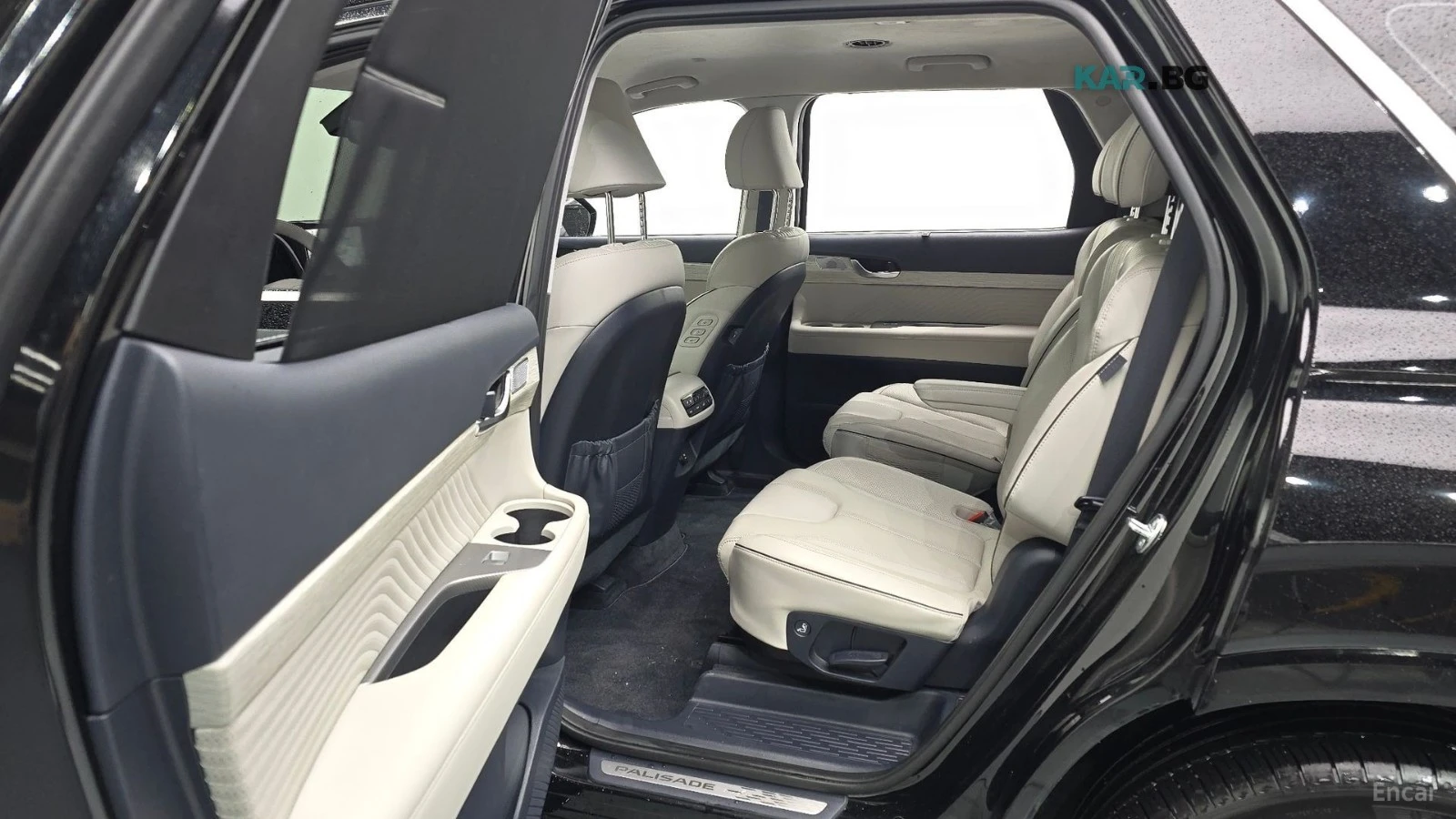Hyundai Palisade 2.2D* 4x4* Calligraphy* DISTRONIC* МАСАЖИ* ОБДУХ* , снимка 15 - Автомобили и джипове - 55823500