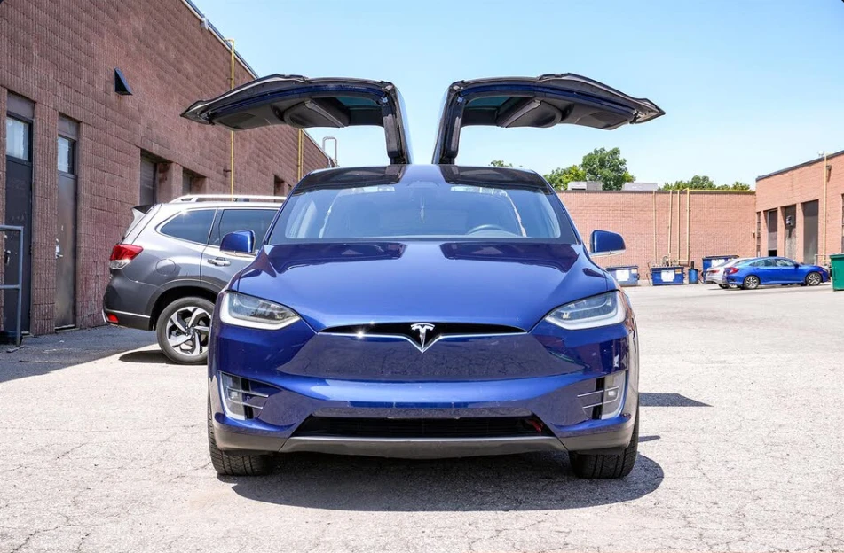 Tesla Model X Performance/БЕЗ ПЪРВОНАЧАЛНА ВНОСКА!!/ , снимка 4 - Автомобили и джипове - 56329727