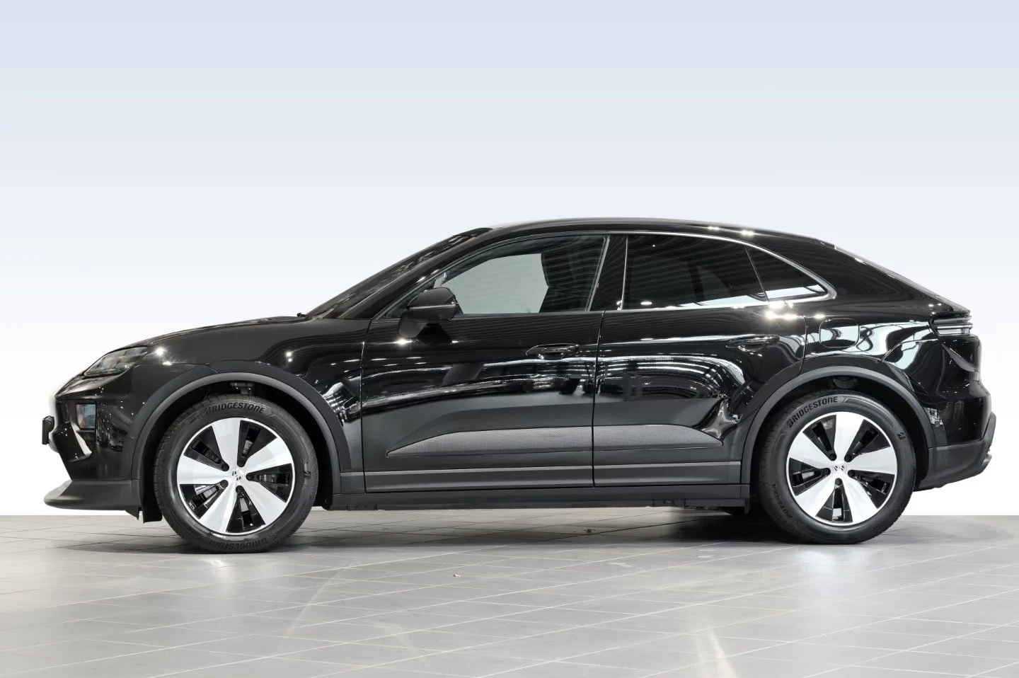 Porsche Macan 4 / BOSE / ELECTRIC SPORT SOUND / 360 /  | Mobile.bg � ����������� 2