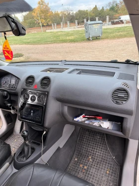 VW Caddy 1.9, снимка 12