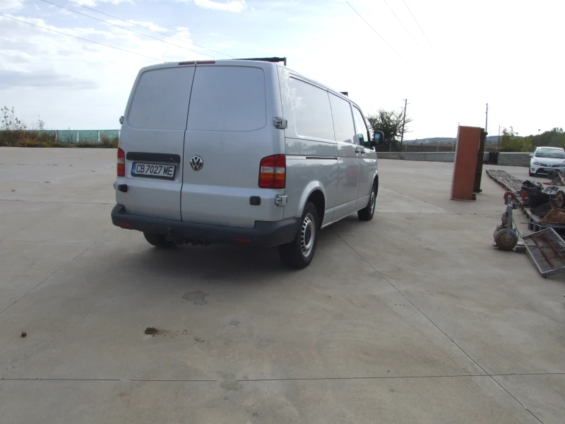 VW T5 2.5tdi, снимка 12 - Бусове и автобуси - 46569809