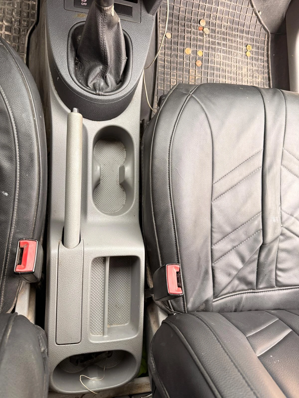 VW Caddy 1.9, снимка 14 - Бусове и автобуси - 56708986