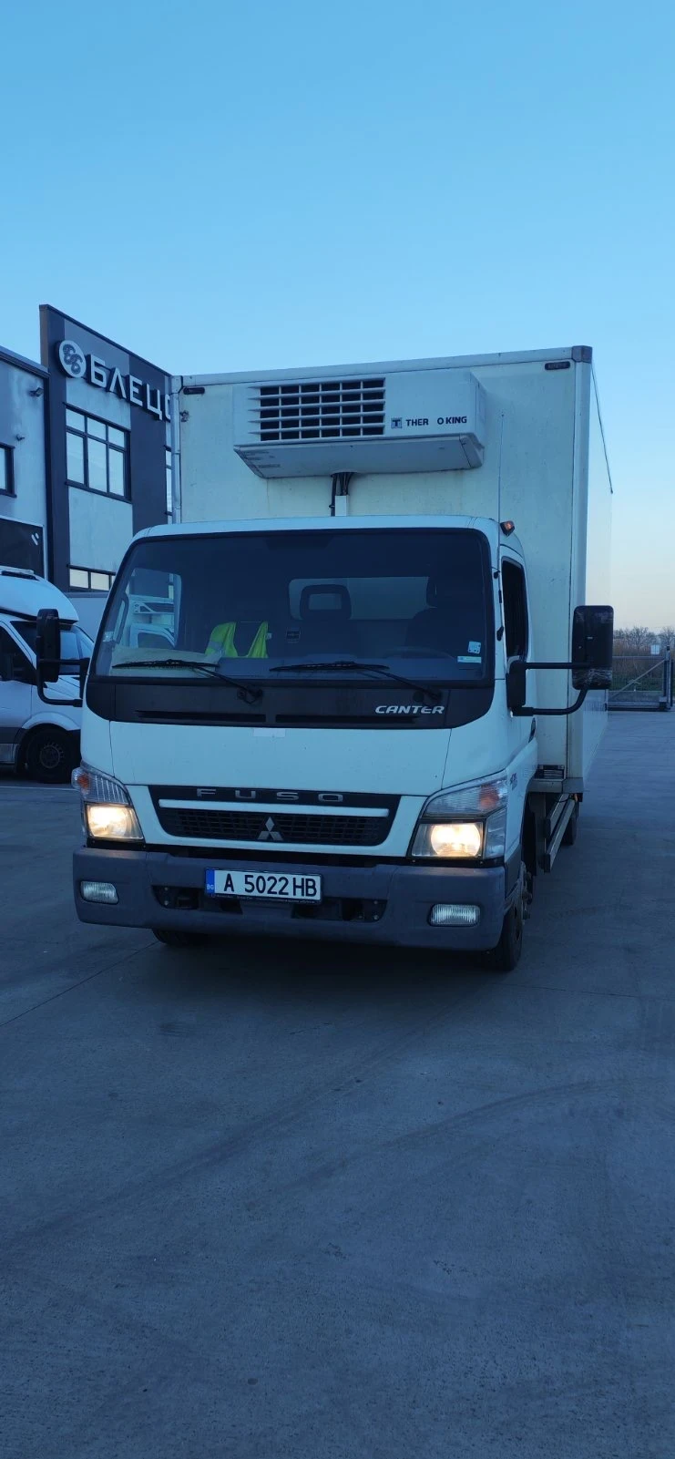 Mitsubishi Canter, снимка 2 - Камиони - 53669937